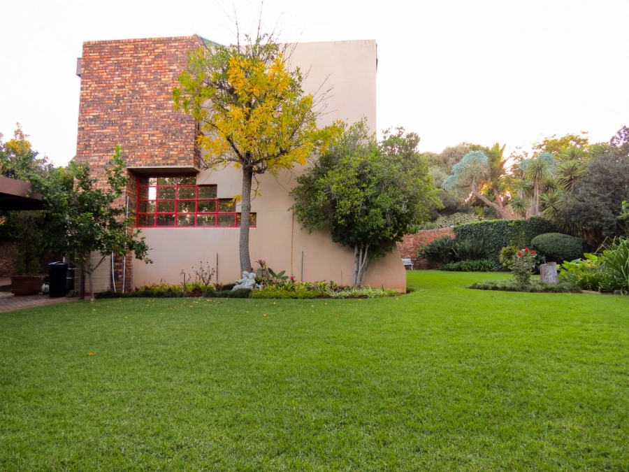 4 Bedroom Property for Sale in Heuwelsig Free State